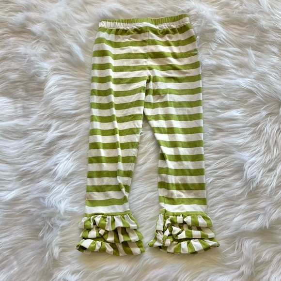 Counting Daisies Striped Floral Print Ruffle 2 Piece Set - Picture 9 of 15